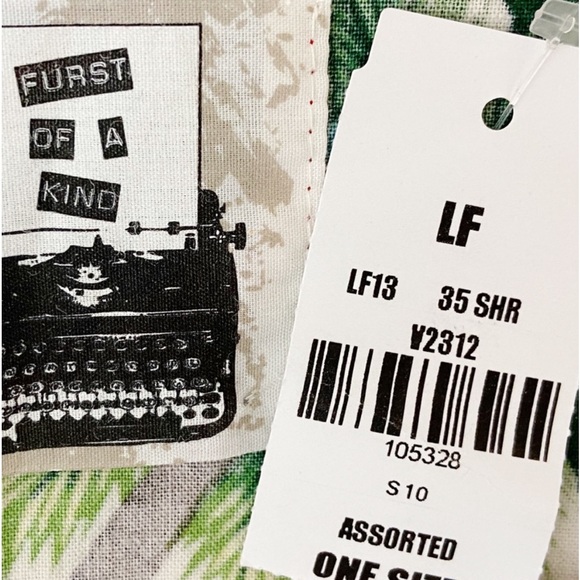 LF Furst Of A Kind Tropical Button-Down Tank - Picture 4 of 4